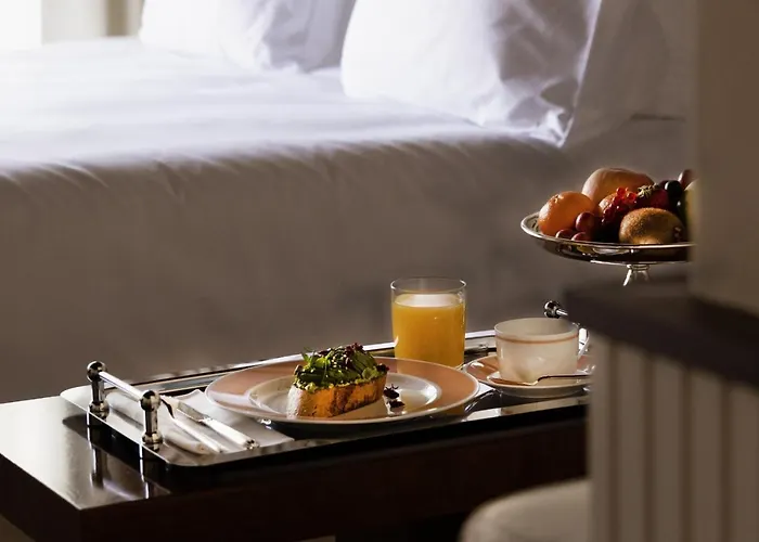 卡普昂蒂布海滩酒店 胡安莱潘