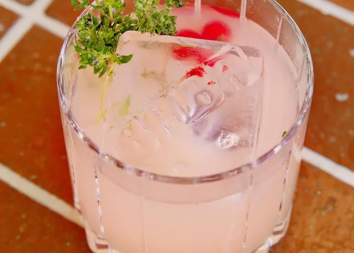 卡普昂蒂布海滩酒店 胡安莱潘