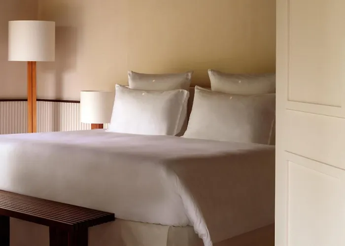 卡普昂蒂布海滩酒店 5* 胡安莱潘