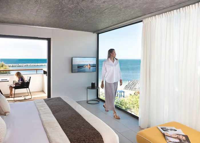 卡普昂蒂布海滩酒店 胡安莱潘